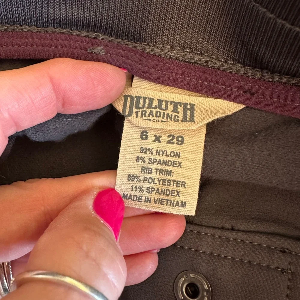 Duluth Trading Co Black Hills Water Repellent Cargo Pants Gray Womens 6x29 34713 - Picture 7 of 9